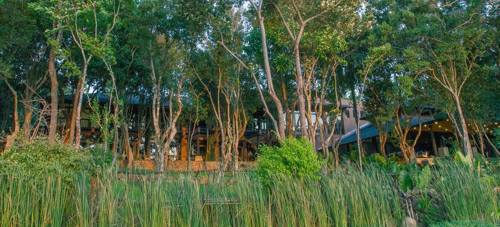 The Deer Park Hotel Giritale Εξωτερικό φωτογραφία